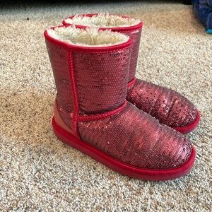 Girls red sparkle Uggs good used condition size 4